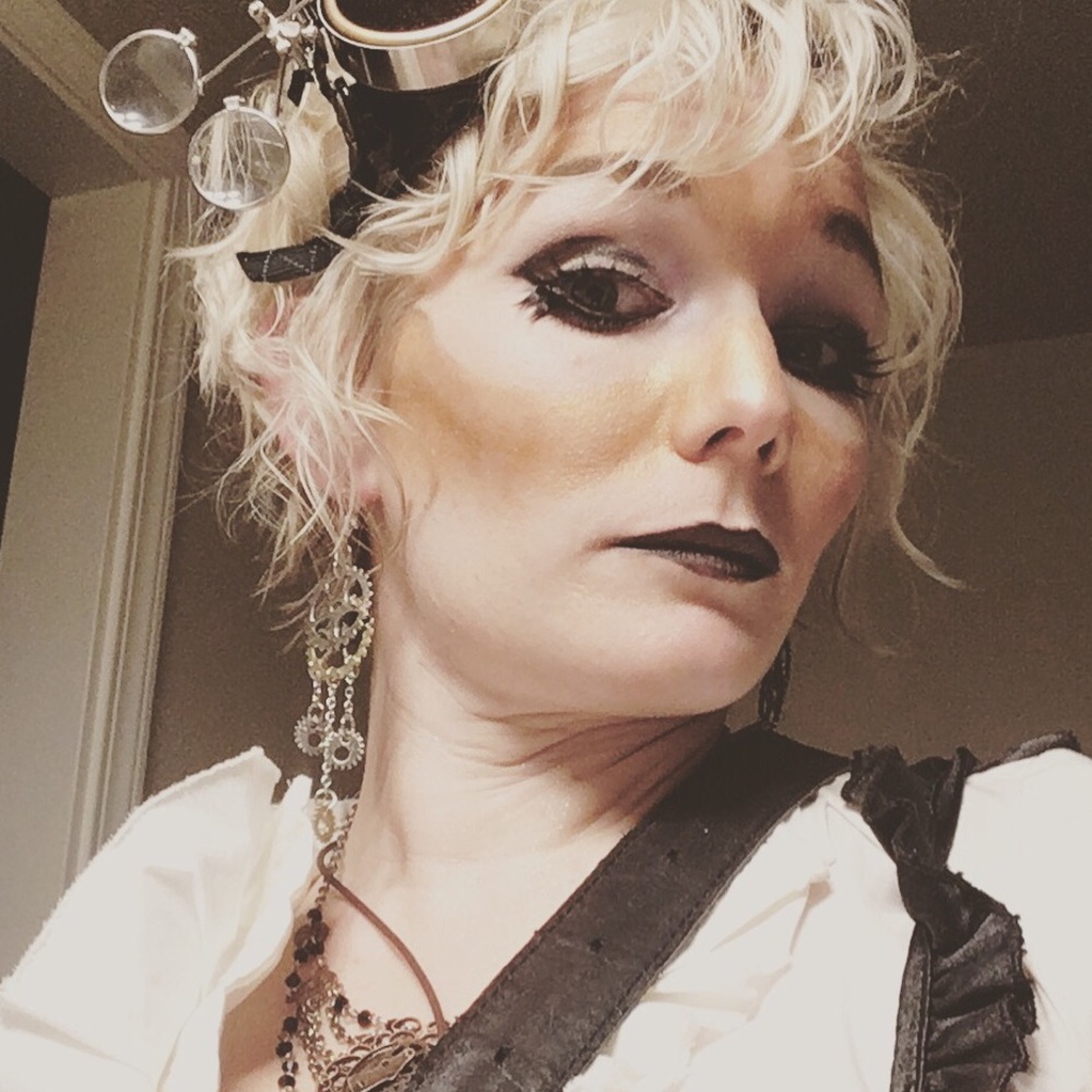 Meet your Posher, Dani